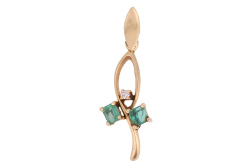 Lot 96 - An emerald and diamond-set pendant, of...