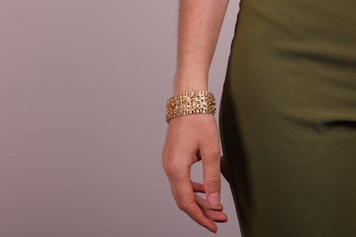 Lot An 18ct gold bracelet of brutalist design by...