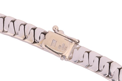 Lot A flat curb-link chain collar necklace,...