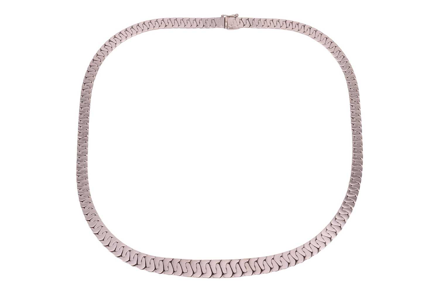Lot A flat curb-link chain collar necklace,...
