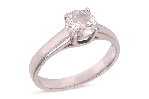 Lot 121 - A diamond solitaire ring, featuring a claw-set...