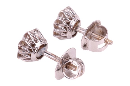 Lot A diamond pendant and earring set, the pendant...