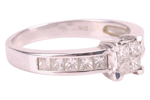 Lot An illusion set diamond ring, set with four...