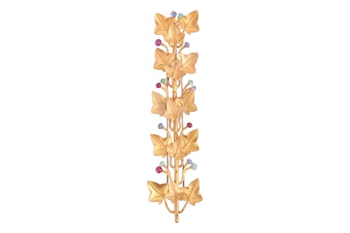 Lot A leaf brooch, comprising climbing ivy leaves,...