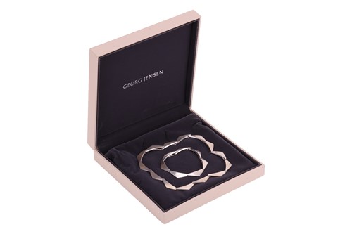 Lot 167 - Georg Jensen - A silver ‘Peak’ necklace and...
