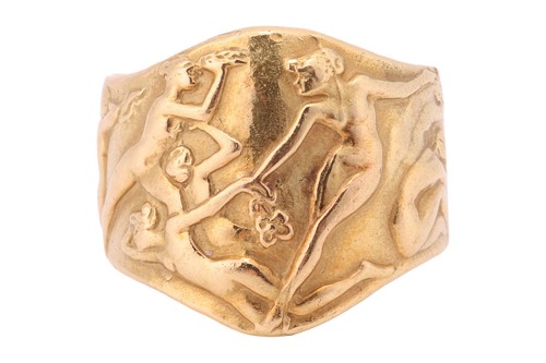 Lot 43 - Lalique - an Art Nouveau 'Hamadryades' ring,...
