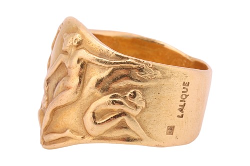 Lot 43 - Lalique - an Art Nouveau 'Hamadryades' ring,...
