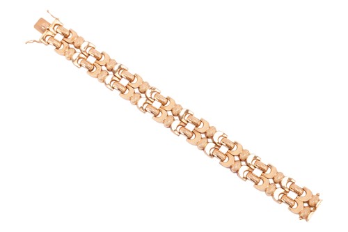 Lot A Mid-Century link bracelet, comprising two...