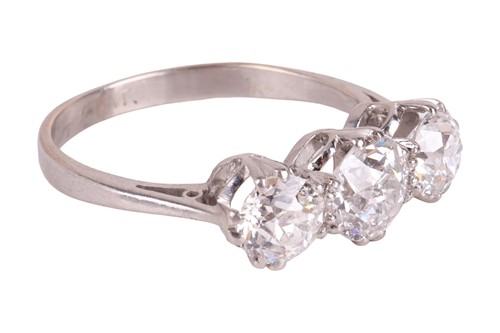 Lot An old-European cut diamond trilogy ring,...