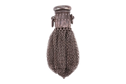Lot 225 - An expandanble silver coin purse, London...