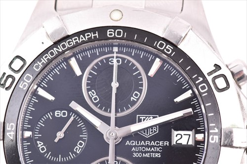 Lot 355 - A Tag Heuer 2000 Series Aquaracer stainless...